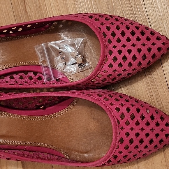 Zara laser cut Suede pumps Sz 38 - Picture 7 of 10